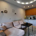 Butas Apartamentai Su Terasa Rugelyje *